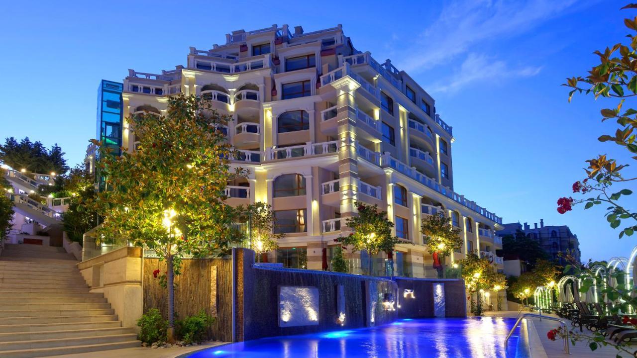 Luxurious And Panoramic Apartments At The Beach In La Mer Complex Golden Sands Exterior photo