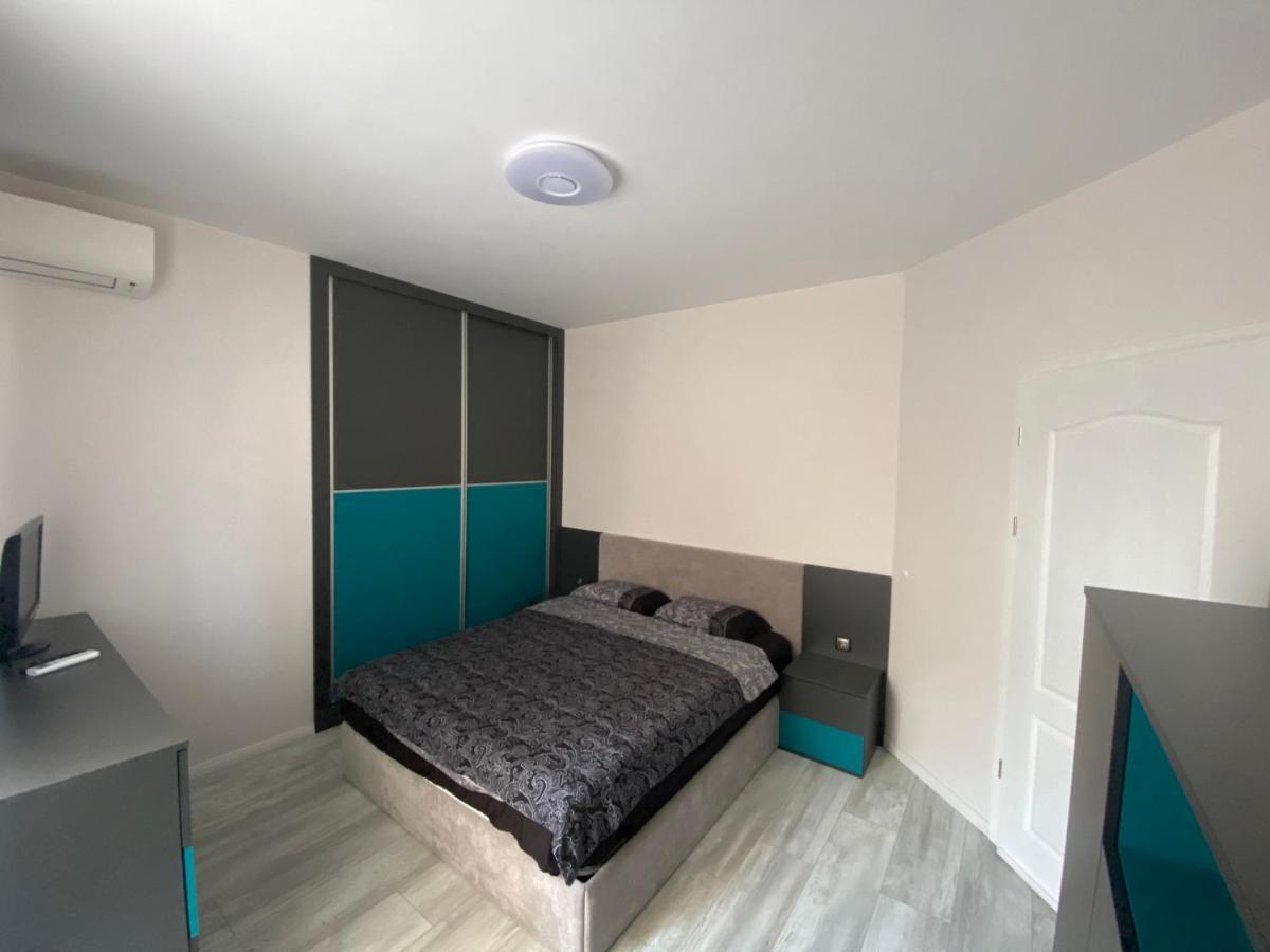 Luxurious And Panoramic Apartments At The Beach In La Mer Complex Golden Sands Exterior photo