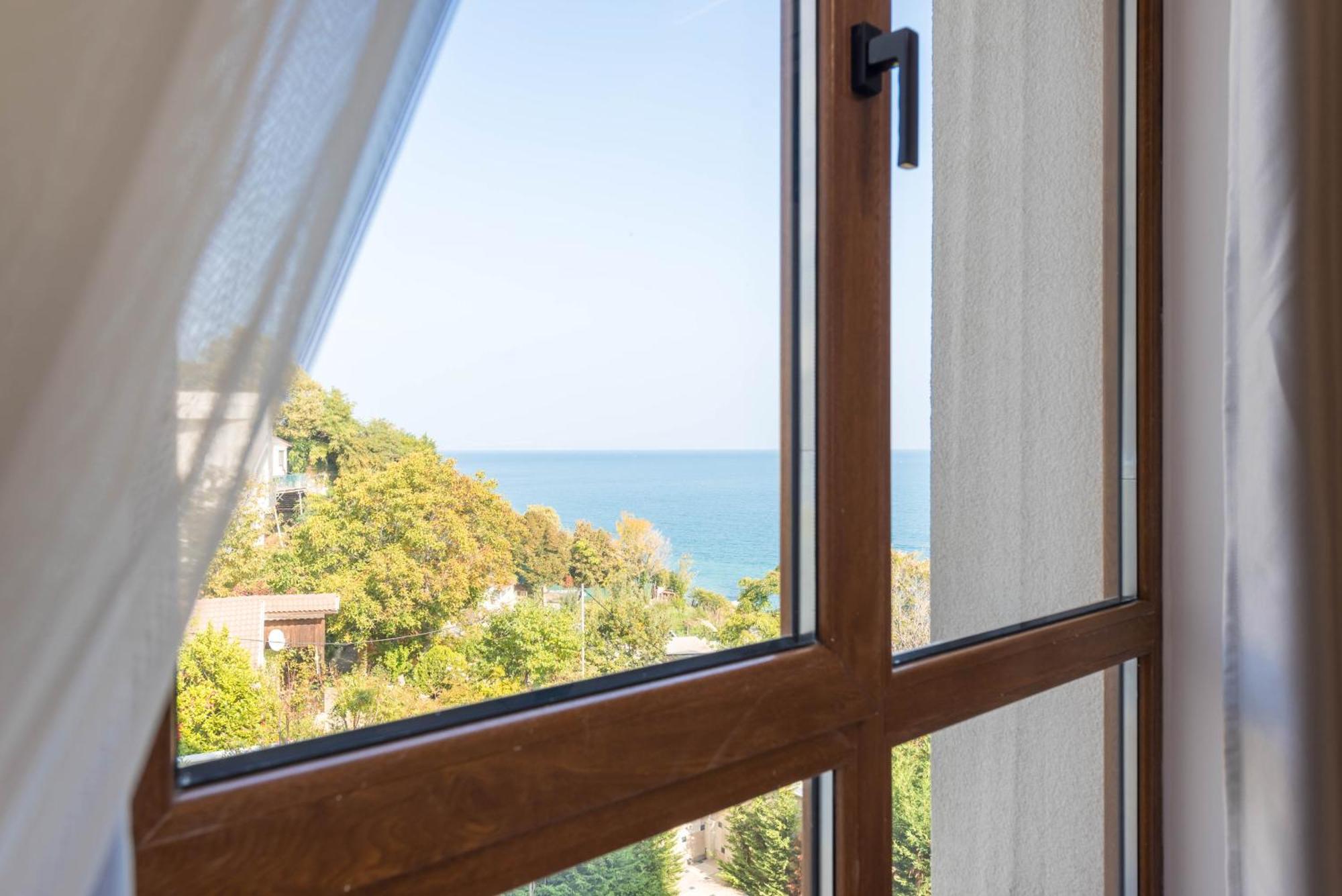Luxurious And Panoramic Apartments At The Beach In La Mer Complex Golden Sands Exterior photo